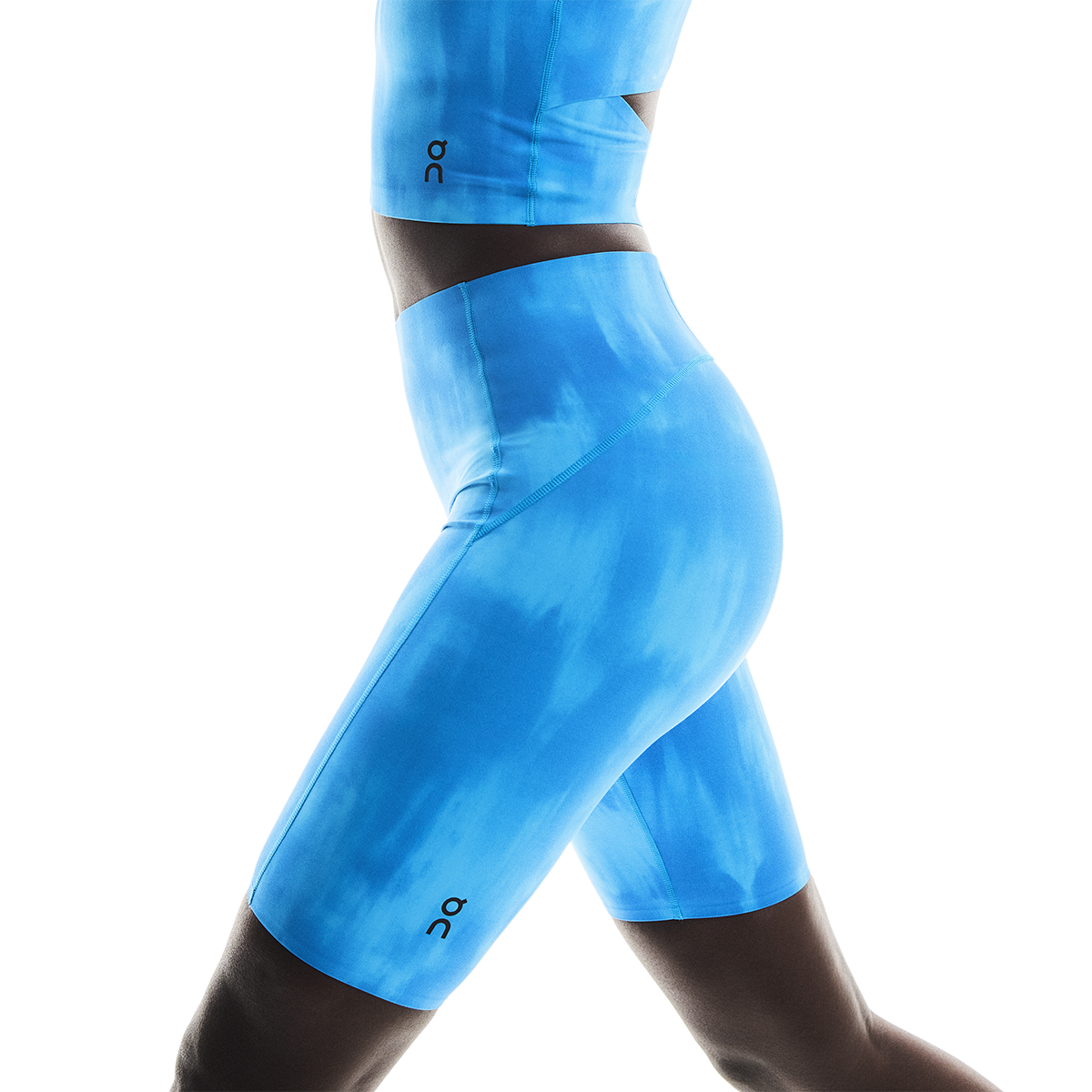 ON Studio Tights Short — Malibu — Size XSmall — Back View