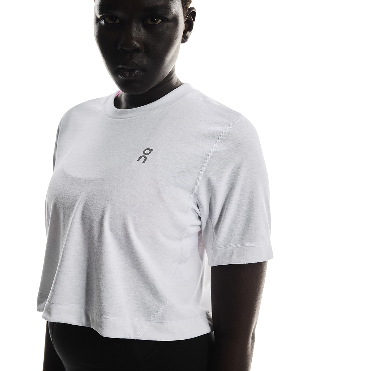 ON Train-T Crop — White — Size Large — Side View