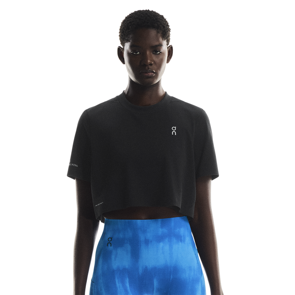 ON Train-T Crop — Black — Size XSmall — Front View