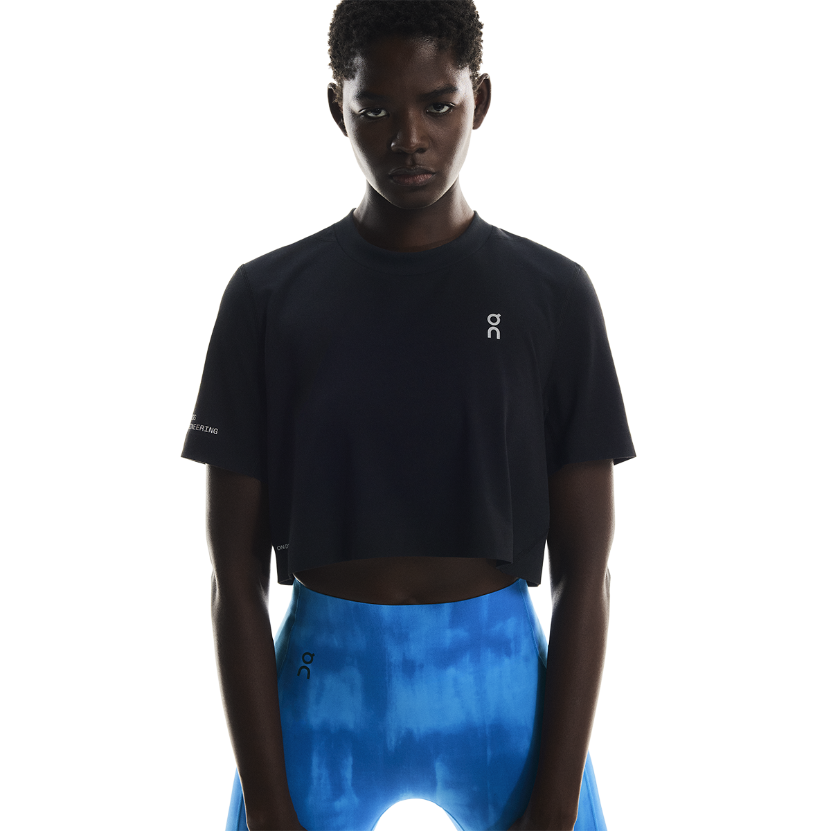 ON Train-T Crop — Black — Size XSmall — Back View