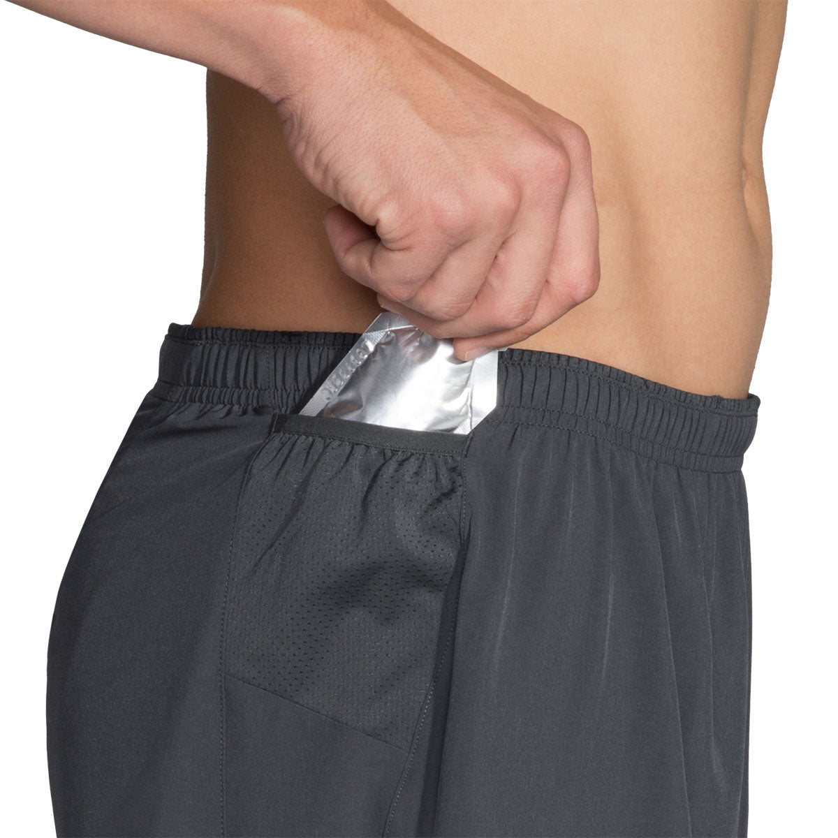 Brooks Sherpa 7" 2n1 Short — Black — Size Small — Detail View