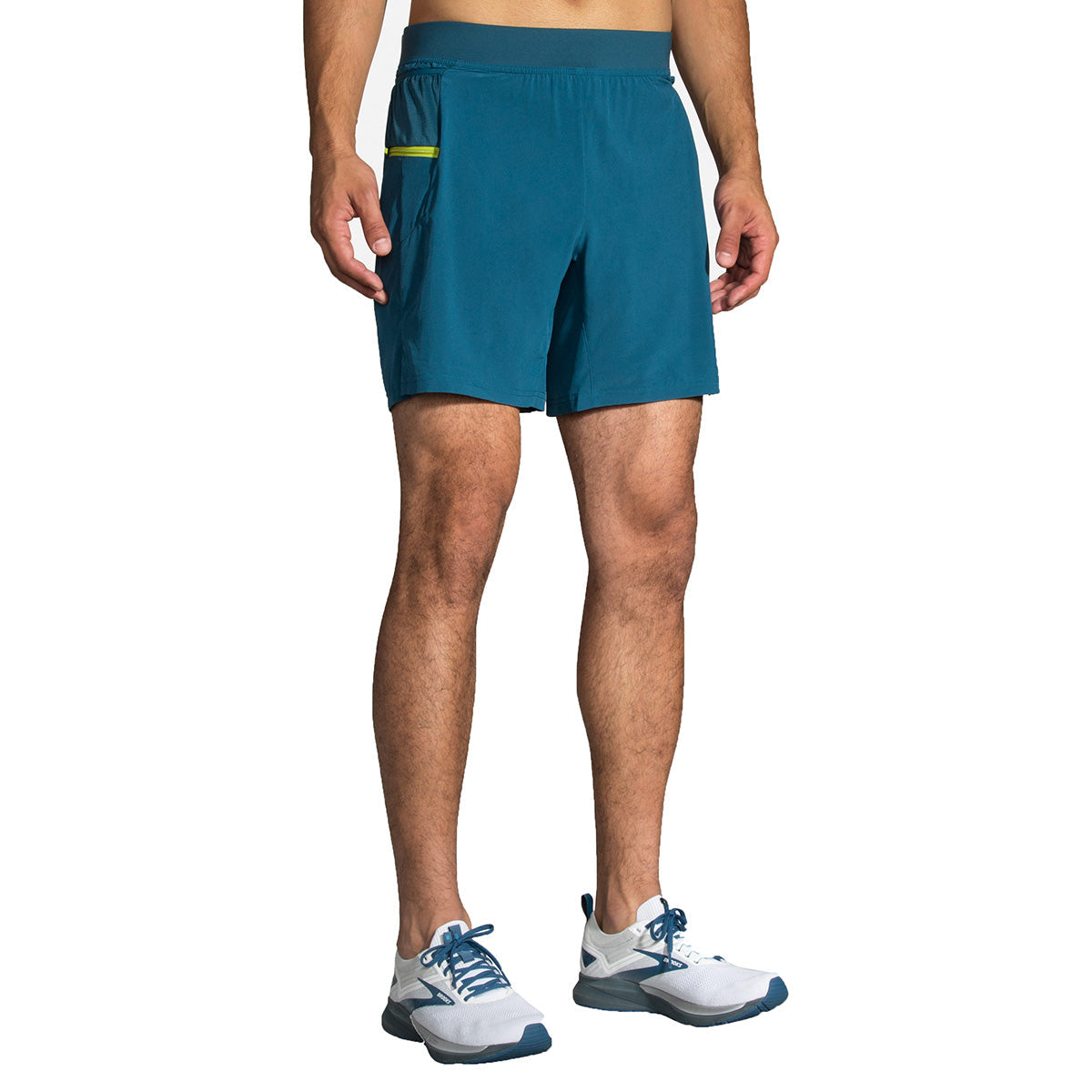 Brooks Sherpa 7" 2-in-1 Short — Black — Size Small — Front View