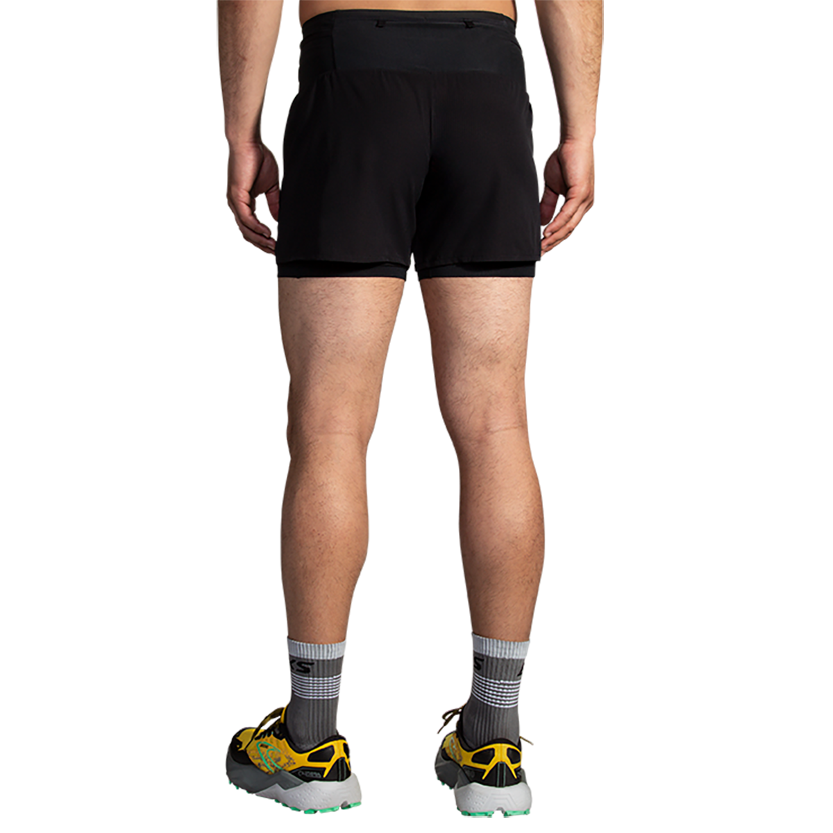 Brooks High Point 5" 2-in-1 Short 2.0 — Black — Size Small — Side View