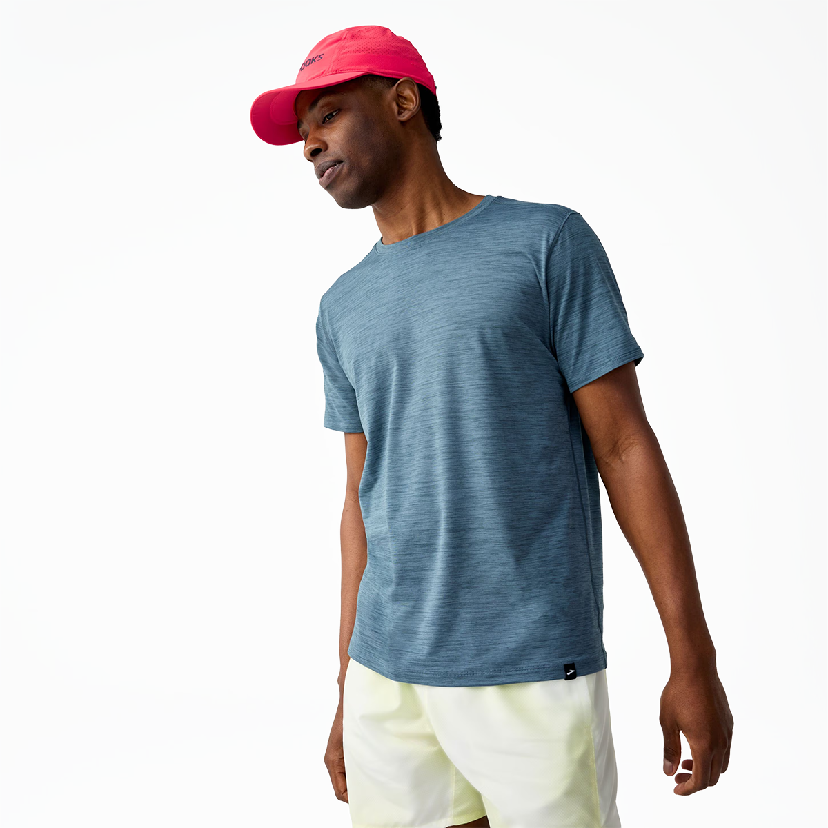 Brooks Luxe Shortsleeve — Heather Cosmic Crisp — Size XSmall — Lifestyle View