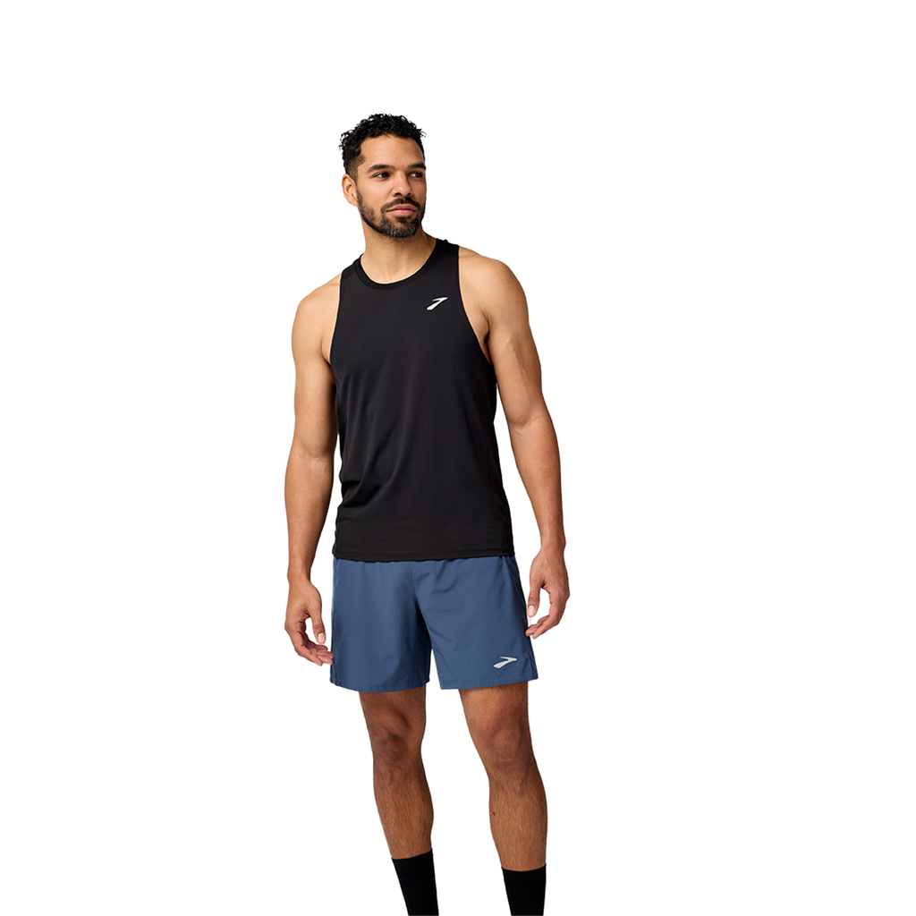 Brooks Atmosphere Singlet 3.0 — Setting Stripe — Size Small — Detail View