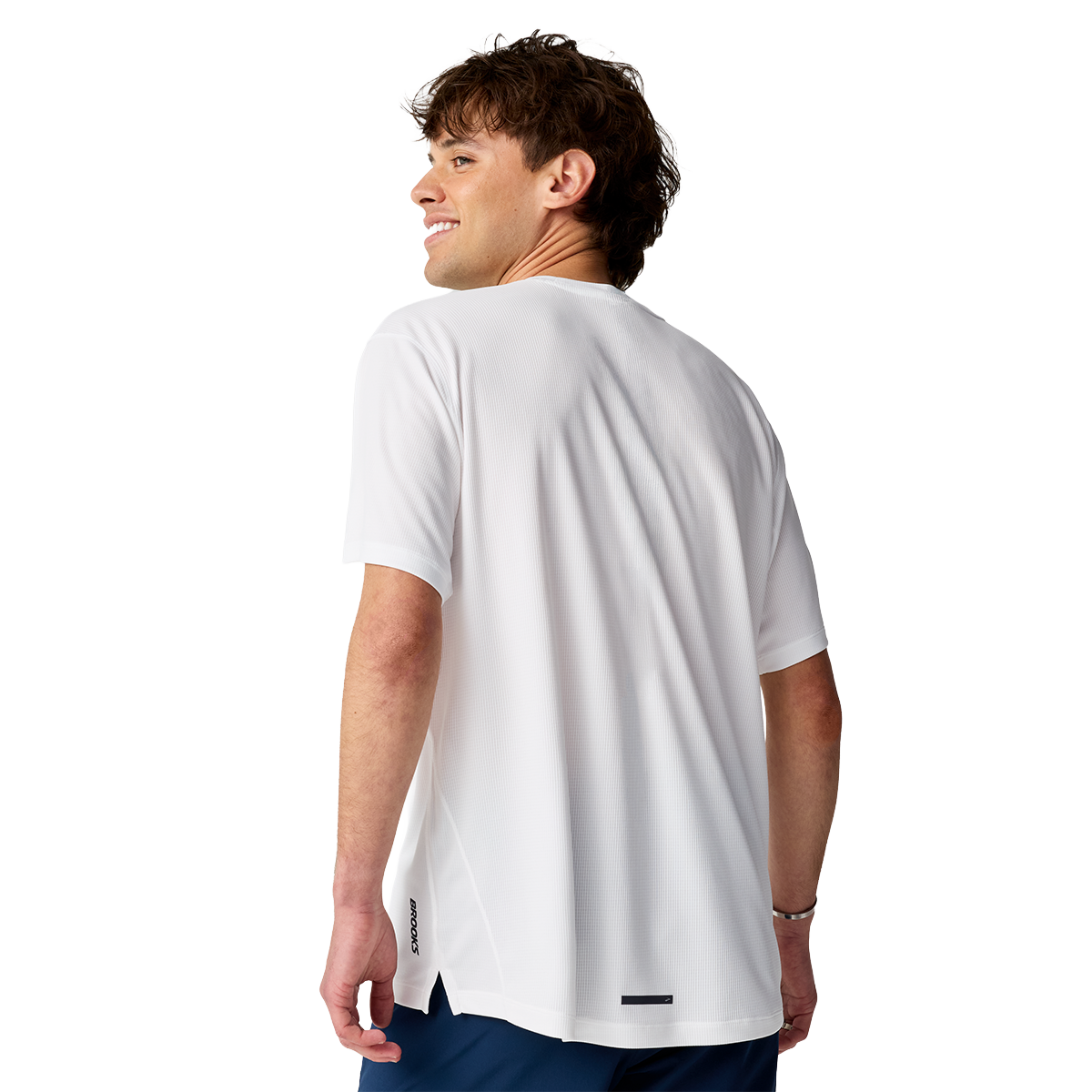 Brooks Dash Short Sleeve — Black — Size XSmall — Side View