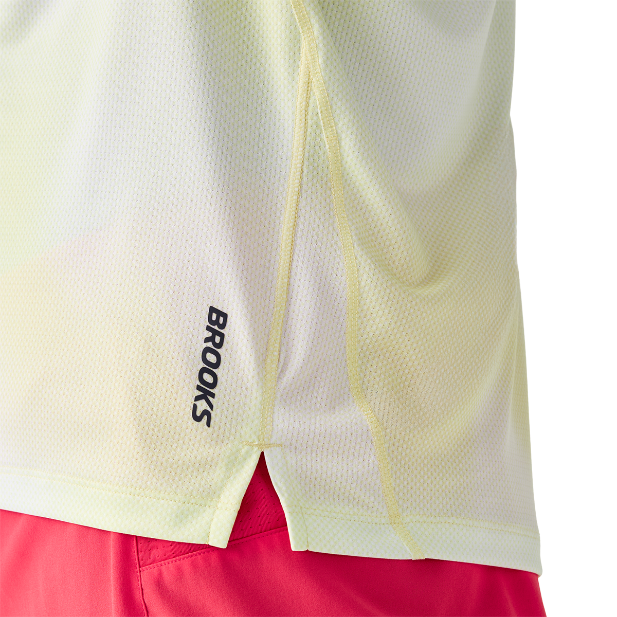 Brooks Dash Singlet Printed — Euphoryc Luminary — Size XSmall — Back View