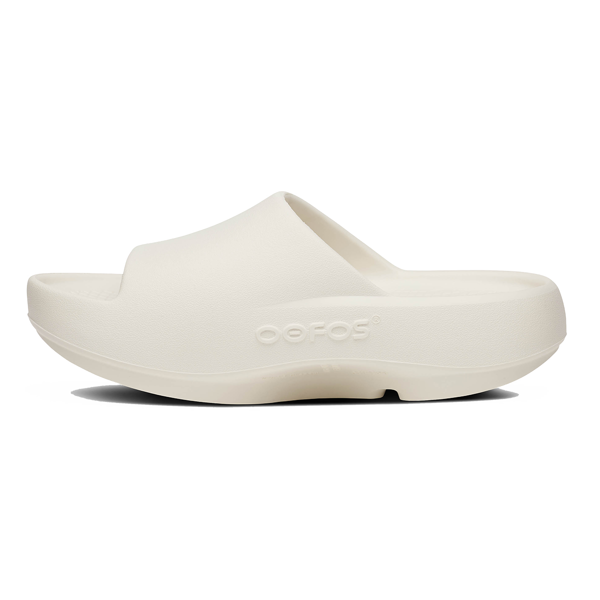 Oofos OOahh+ Slide — Black — Size D — Width 3 M / 5 W — Lifestyle View