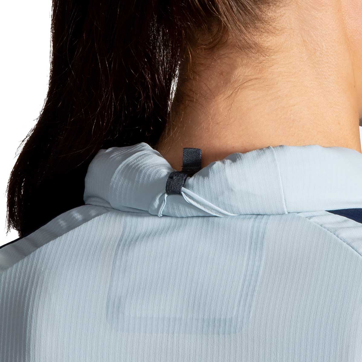 Brooks Canopy Jacket — White - Nectar — Size Large — Top View