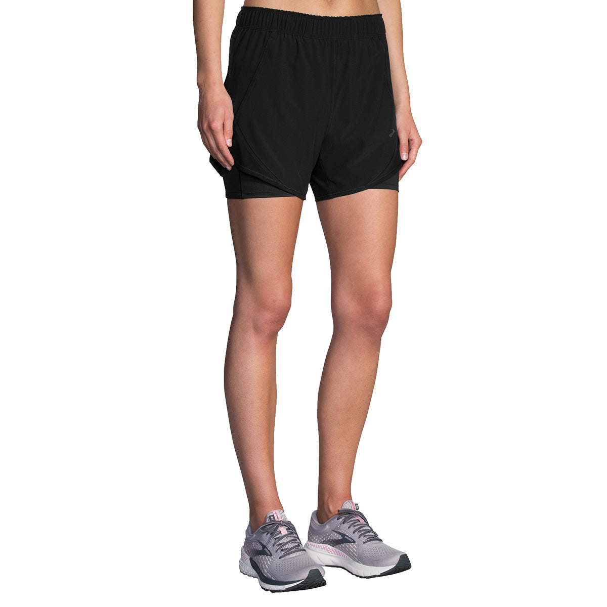 Brooks Chaser 5" 2-in-1 Short — Black — Size XSmall — Front View