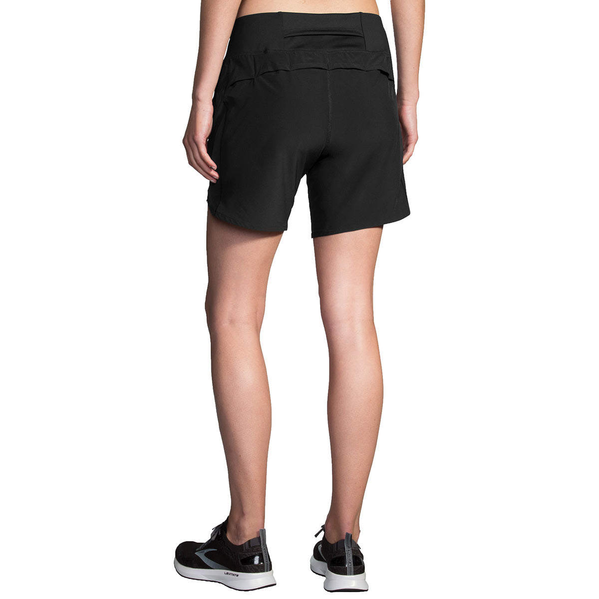 Brooks Chaser 7" Short — Black — Size Small — Side View