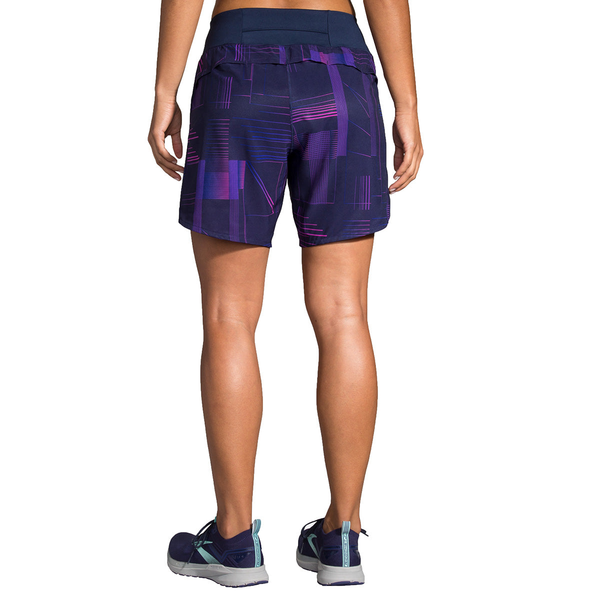 Brooks Chaser 7" Short — Black — Size Small — Alternate View 22