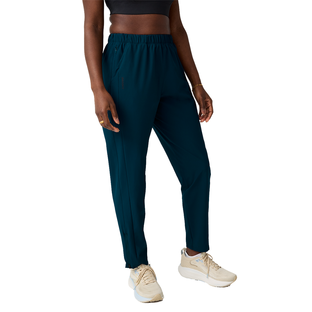 Brooks Canopy Pant — Black — Size XSmall — Front View