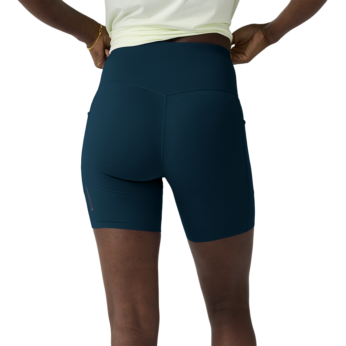 Brooks Chaser 7" Short Tight — Black — Size XSmall — Lifestyle View