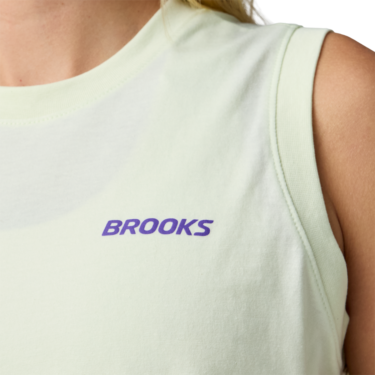 Brooks Graphic Tank — Dark Russet - Atomic Blue — Size XSmall — Back View