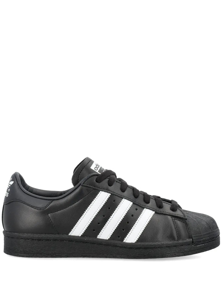 adidas Superstar 82 Sneakers — Black — Size US M 4 - US W 5.5 — Front View