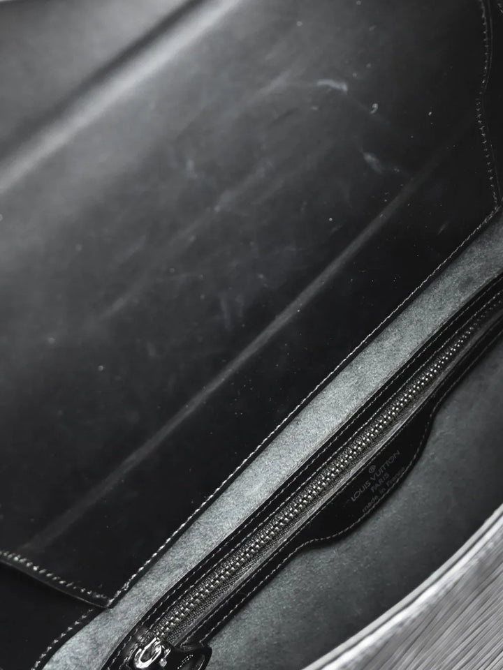 Louis Vuitton Pre Owned 2002 Verseau Shoulder Bag — Same as shown — Size One Size — Detail View