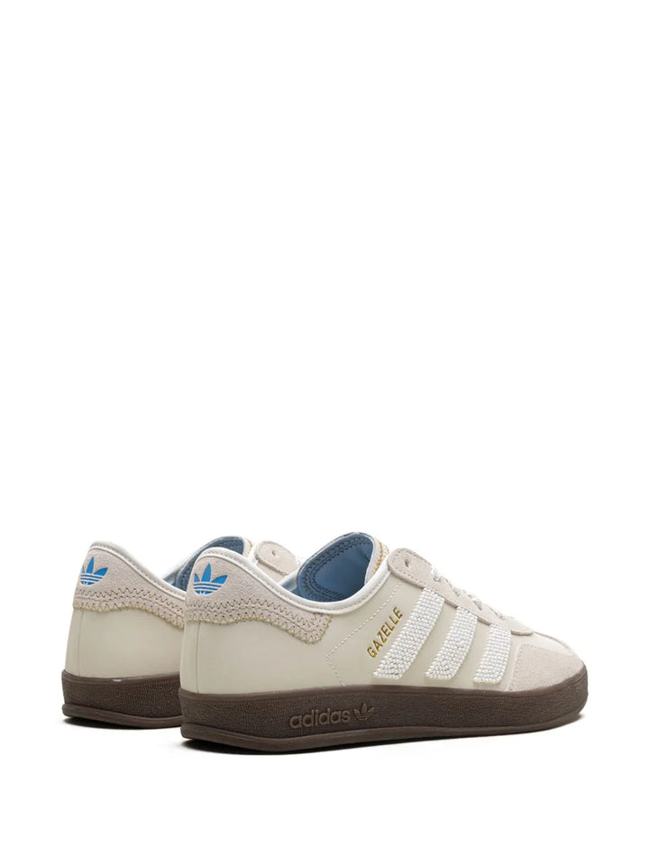 adidas Gazelle Sneakers — White — Size US M 6 - US W 7.5 — Back View