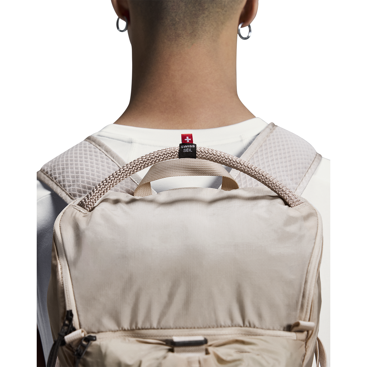 ON Speed Pack 18L Lite — Sand — Size One Size — Alternate View 16