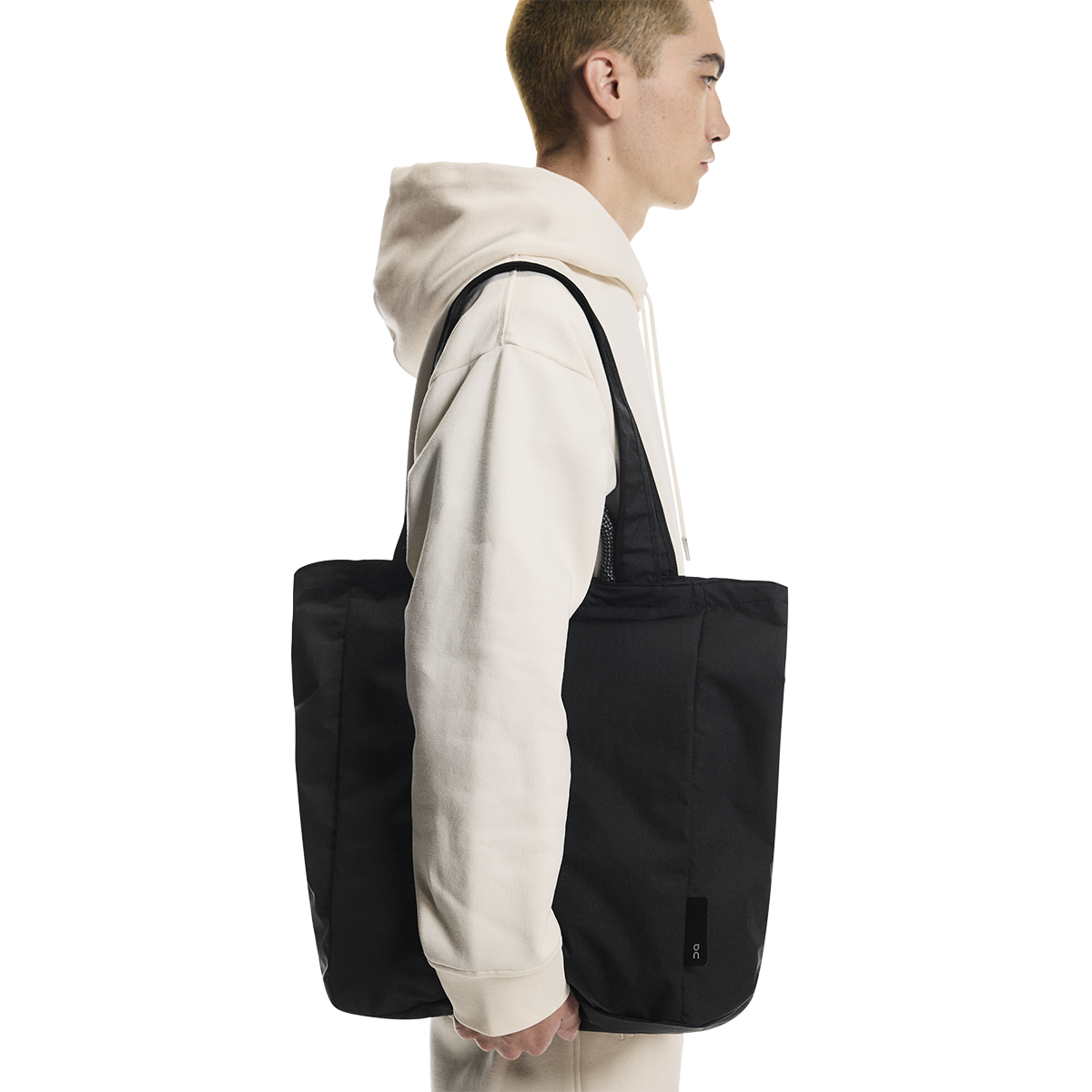 ON Tote Pack 25L — Black — Size One Size — Front View