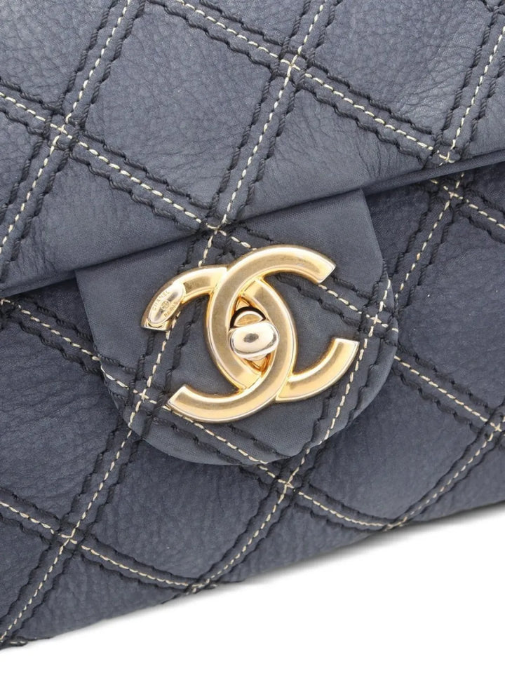 Chanel Pre Owned 2014 Quilted Shoulder Bag — Same as shown — Size One Size — Back View