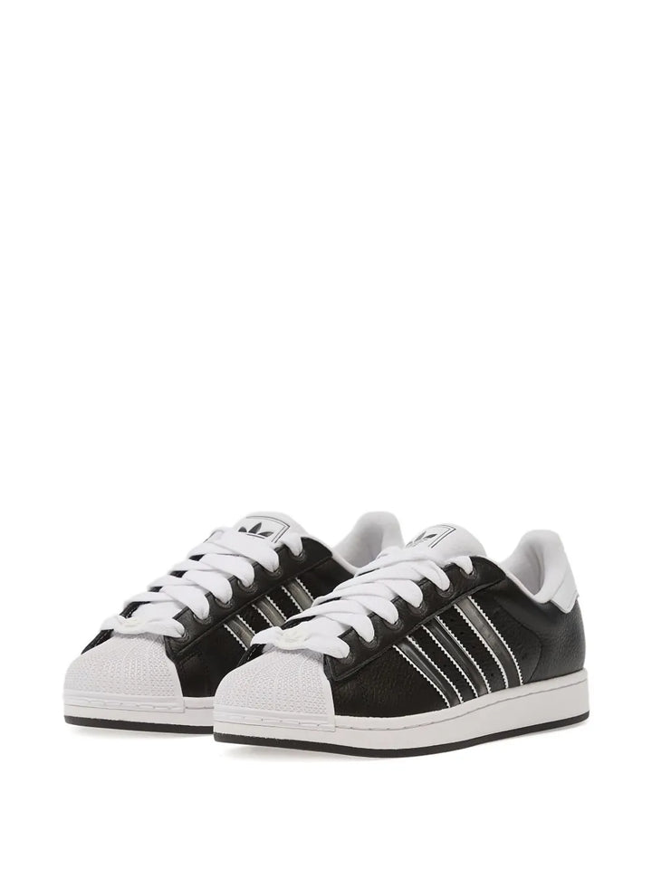 adidas Shell-Toe Three-Stripe Trainers — Black — Size US M 9 - US W 10.5 — Side View
