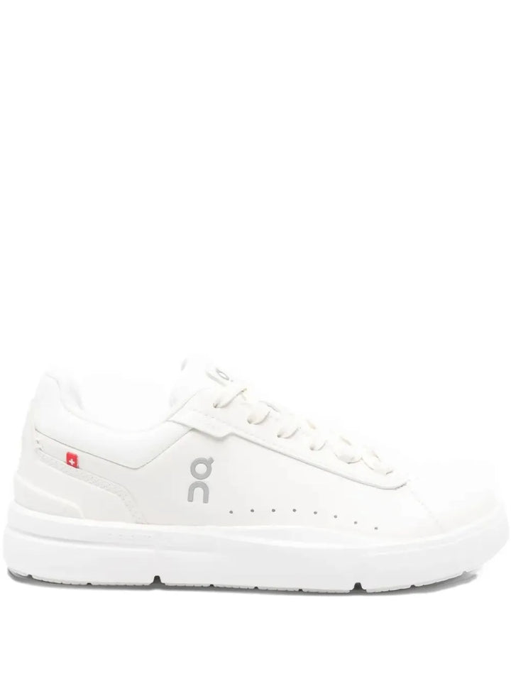 On Running The Roger Advantage — White — Size US M 3.5 - US W 5 — Front View