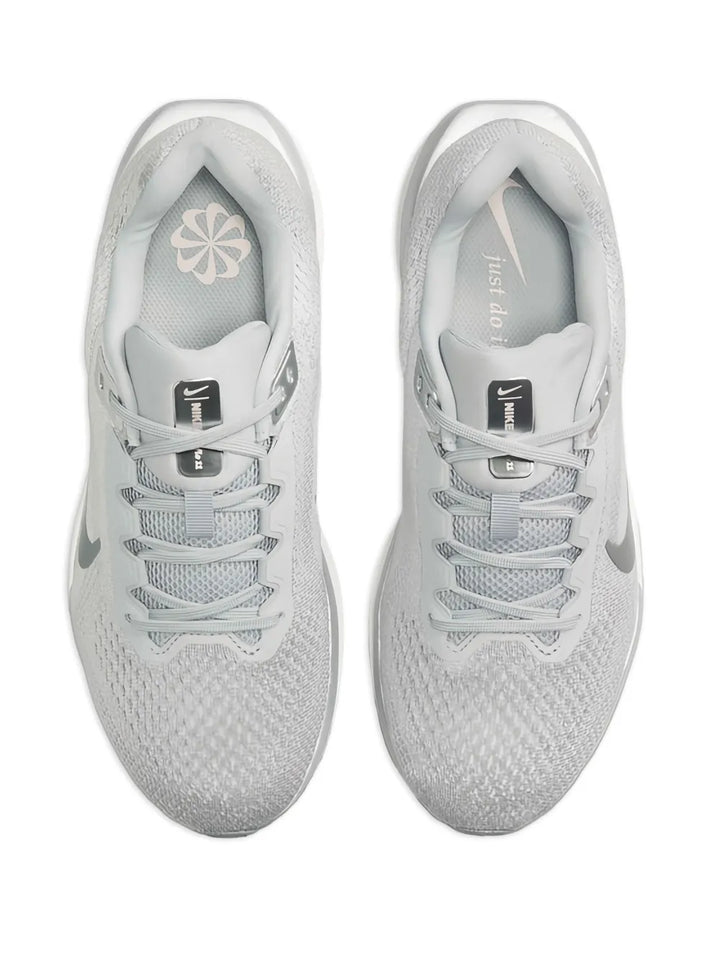 Nike Winflo 11 Trainers — Grey — Size US M 3.5 - US W 5 — Side View