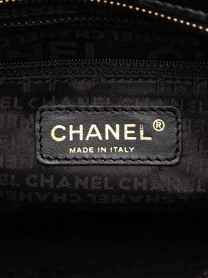 Chanel Pre Owned 2003 2004 Chocolate Bar Lambskin Shoulder Bag — Same as shown — Size One Size — Lifestyle View