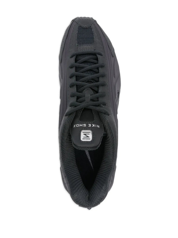 Nike Shox Logo Detail Trainers — Black — Size US M 3.5 - US W 5 — Top View