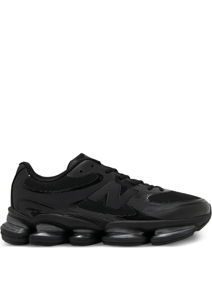 New Balance Abzorb 2000 — Black — Size US M 3.5 - US W 5 — Front View