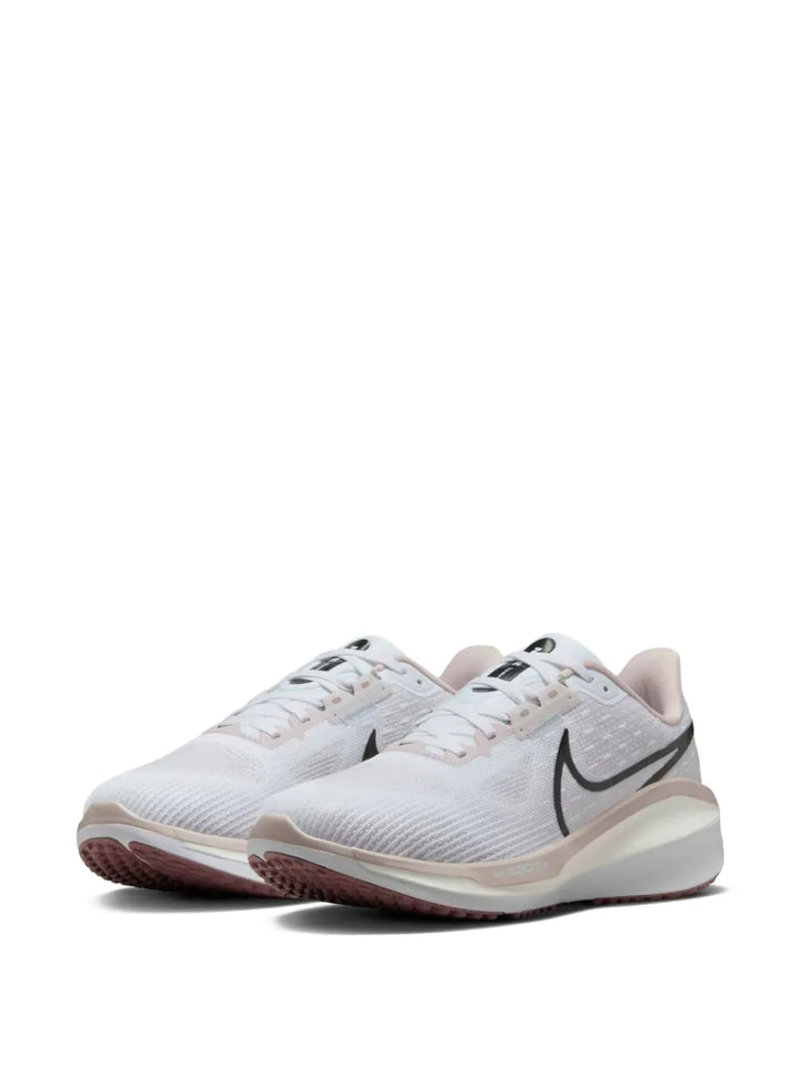 Nike Vomero 17 — White — Size US M 3.5 - US W 5 — Side View