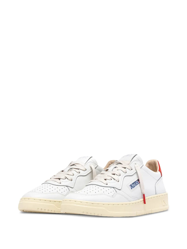 Autry Medalist Low-Tops Leather — White — Size US M 3.5 - US W 5 — Side View