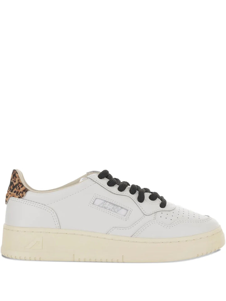 Autry Medalist Low Leopard-Detail — White — Size US M 3.5 - US W 5 — Front View
