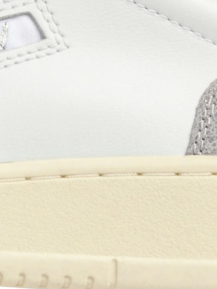 Autry Medalist Low Leather — White — Size US M 3.5 - US W 5 — Detail View