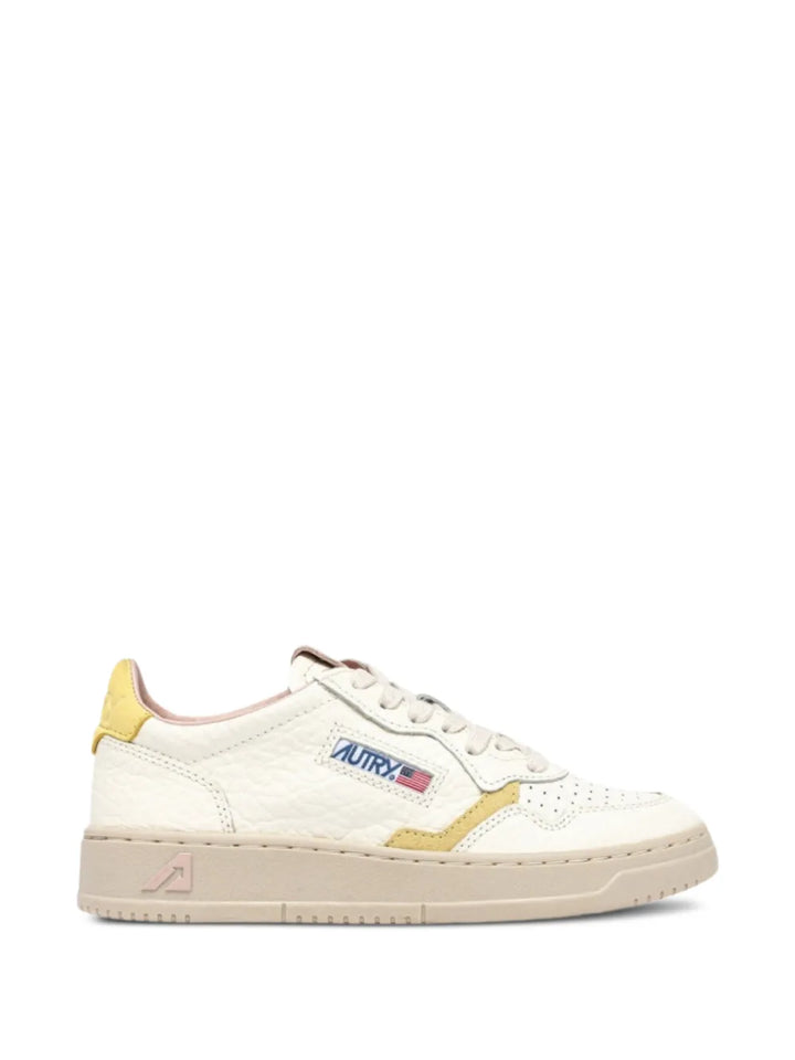 Autry Medalist Lace-Up — White — Size US M 3.5 - US W 5 — Front View