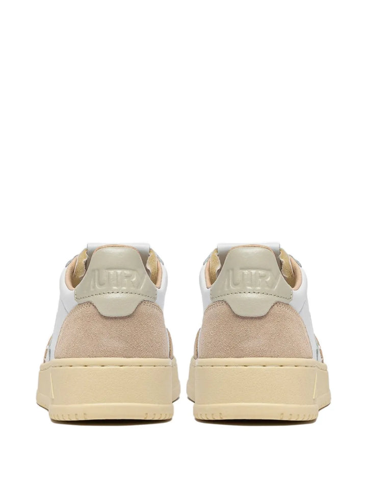 Autry Medalist Low-Top — White — Size US M 3.5 - US W 5 — Back View