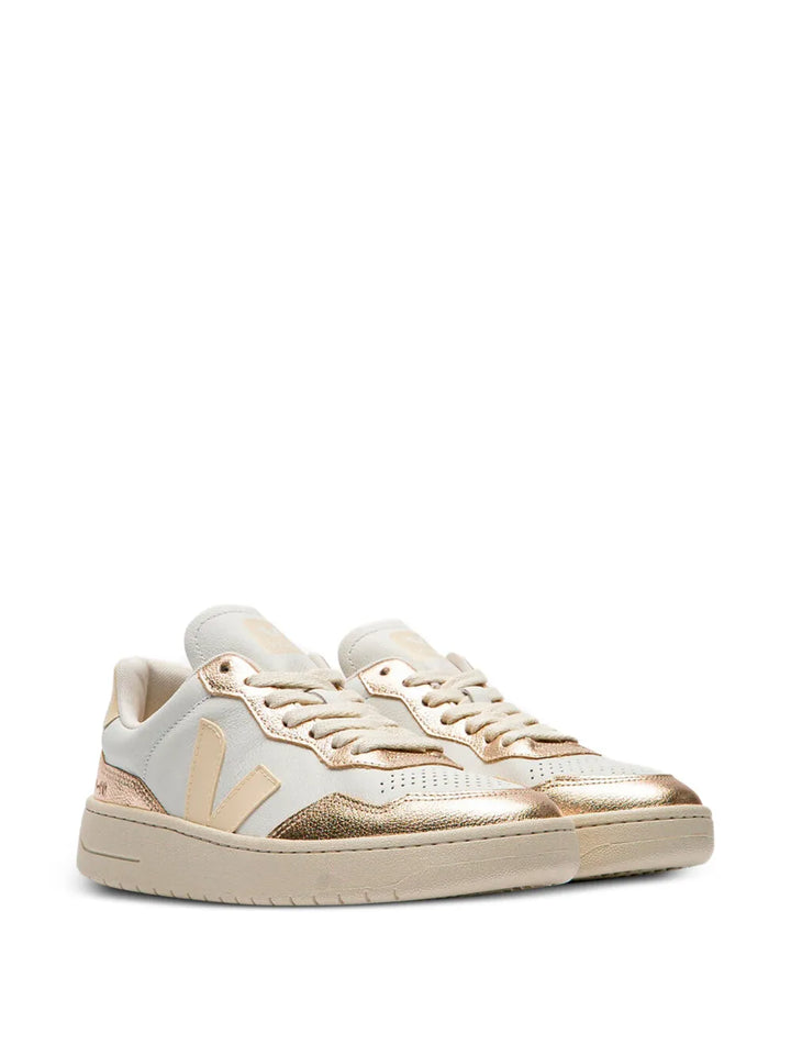 VEJA V-90 Leather — White — Size US M 3.5 - US W 5 — Side View