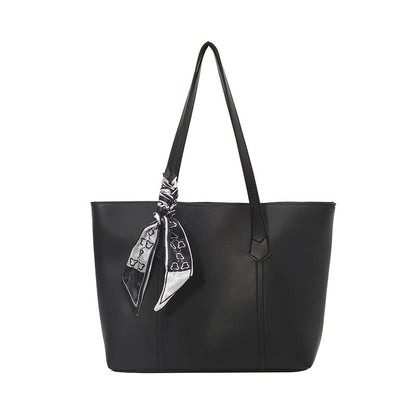 Versatile Commuter Shoulder Bag With A Premium Sophisticated Tote Design