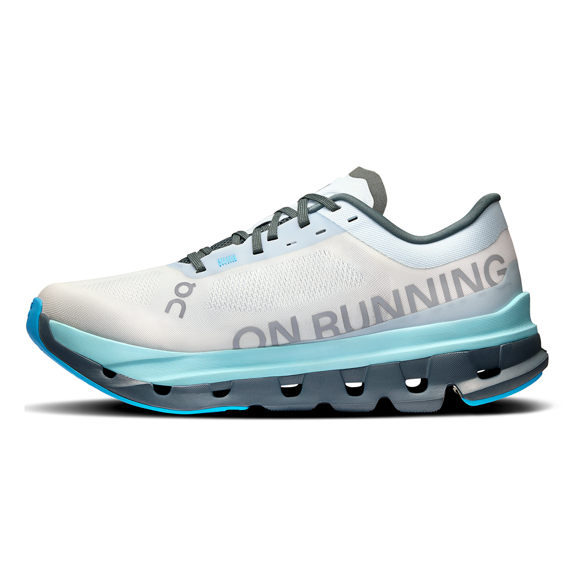 ON Cloudflow V5 — Fog - Eclipse — Size B — Width 5 — Side View