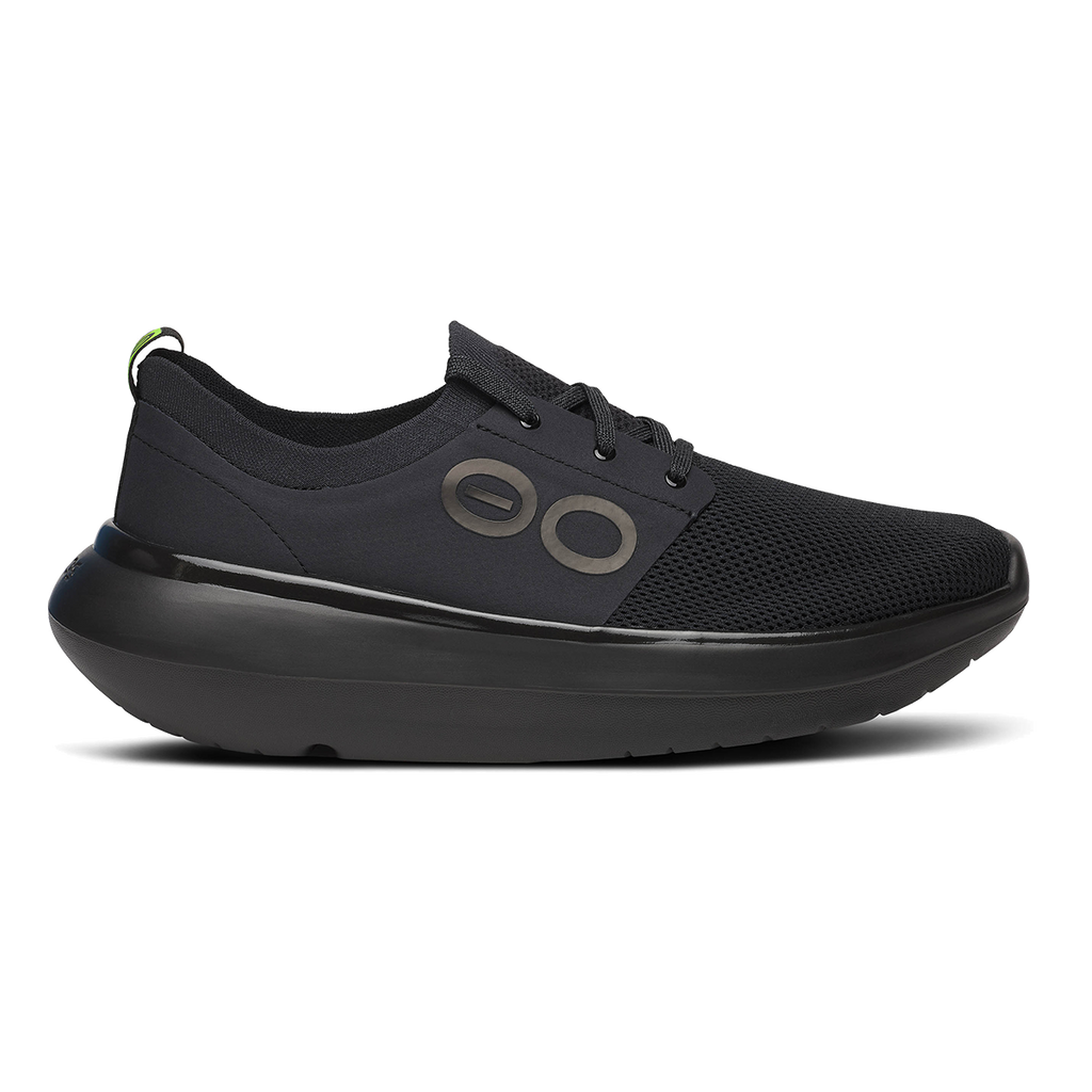 Oofos OOmy Stride — Black — Size D — Width 8 — Front View