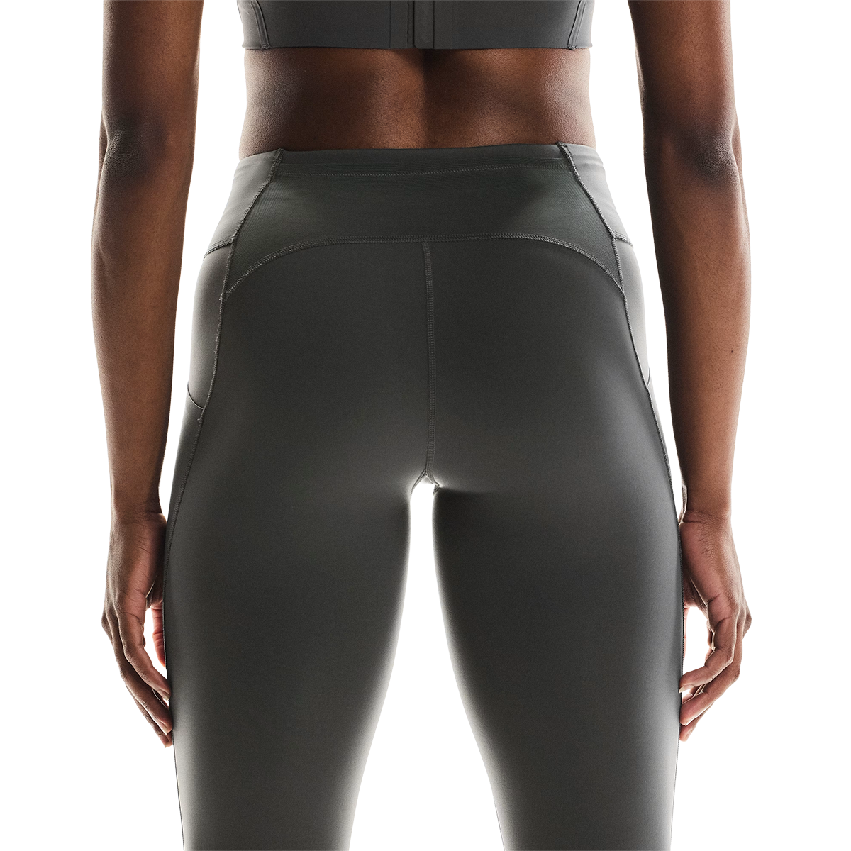 On Performance Tights 7/8 — Black — Size Large — Detail View