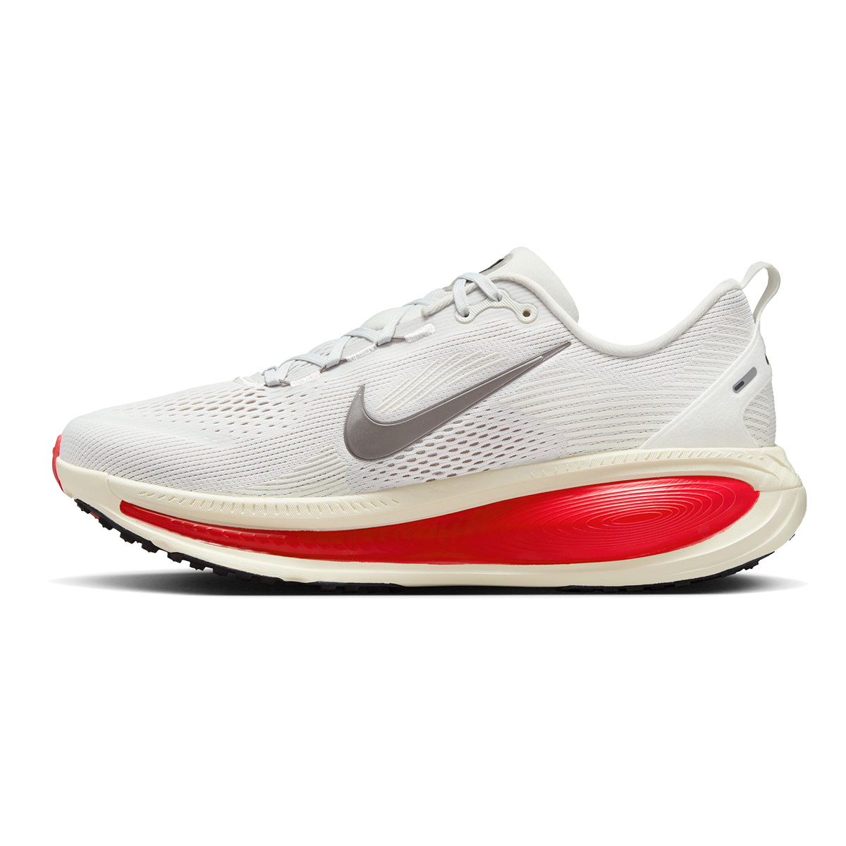 Nike Vomero 18 — Pure Platinum - Anthracite - Smoke Grey - Lt Smoke Grey - Univ Red - Solar Red — Size D — Width 9 — Alternate View 37