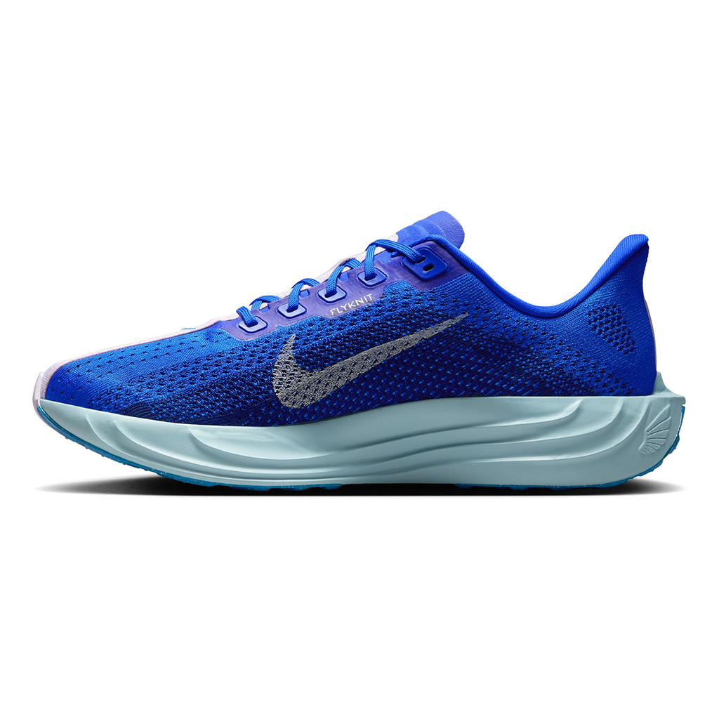 Nike Pegasus Plus CM — Racer Blue - Sail - Blue Void - Doll - Ocean Bliss - Lt Photo Blue — Size D — Width 9 — Side View