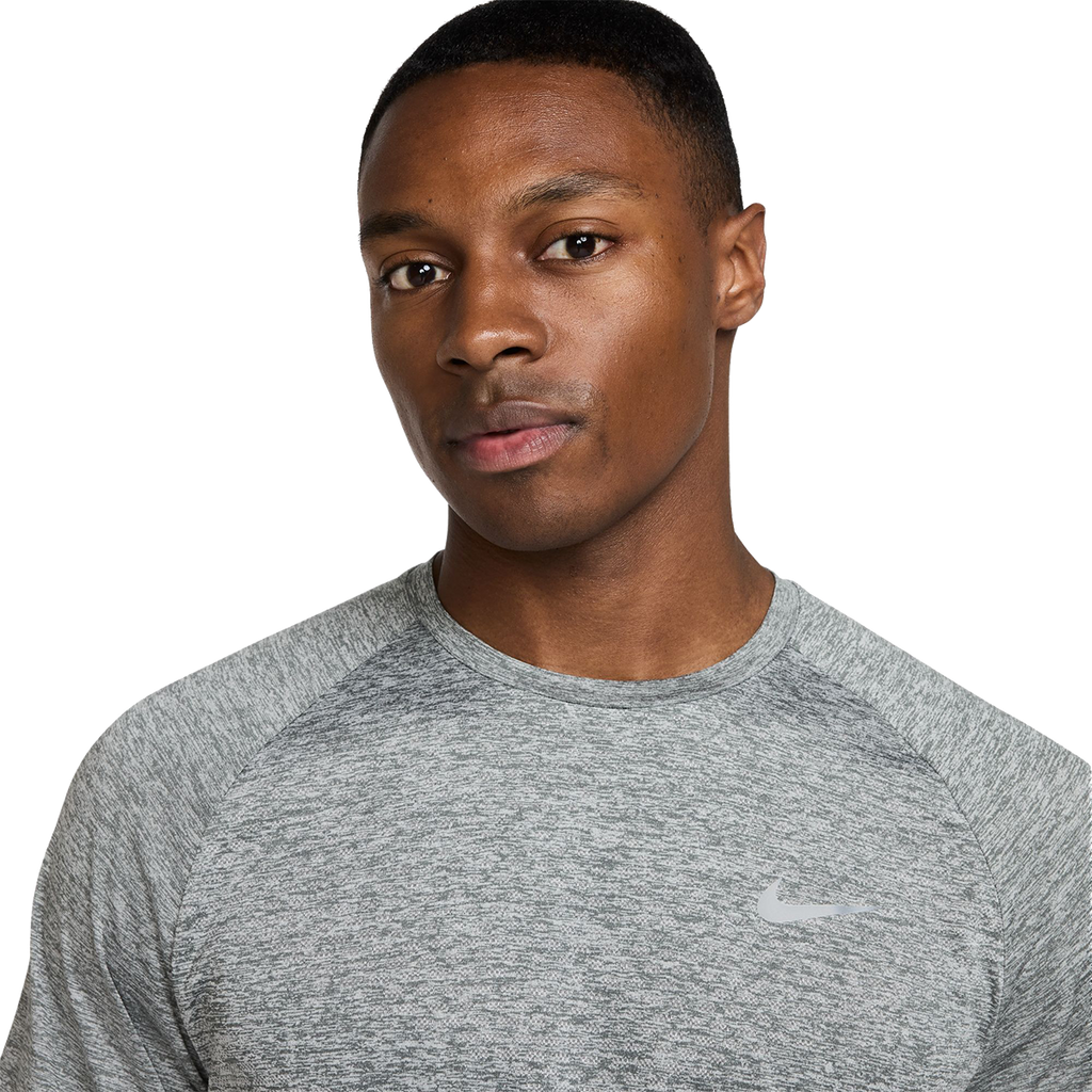 Nike Stride Shortsleeve — University Red - Reflective Silver — Size Small — Alternate View 10