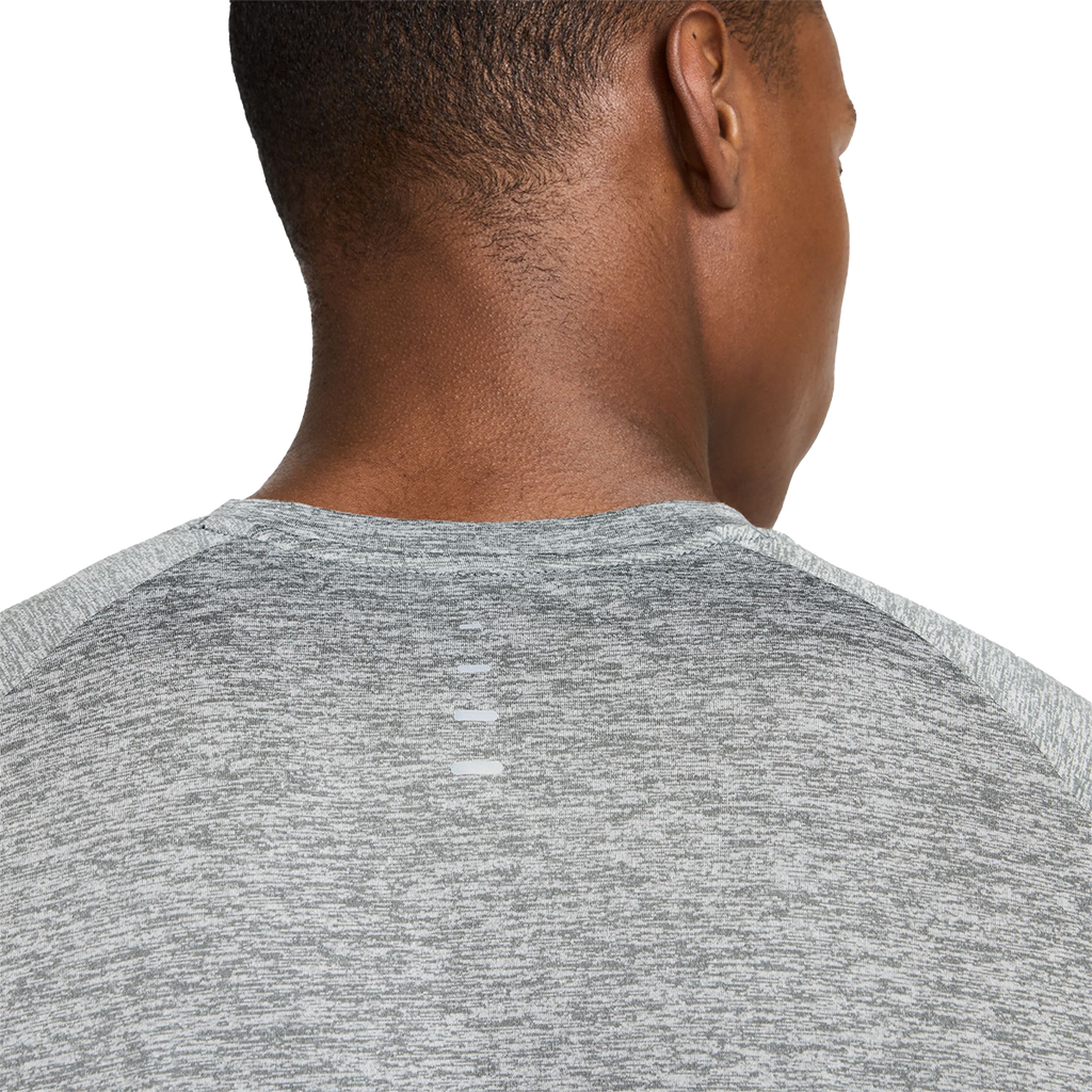 Nike Stride Shortsleeve — University Red - Reflective Silver — Size Small — Alternate View 12