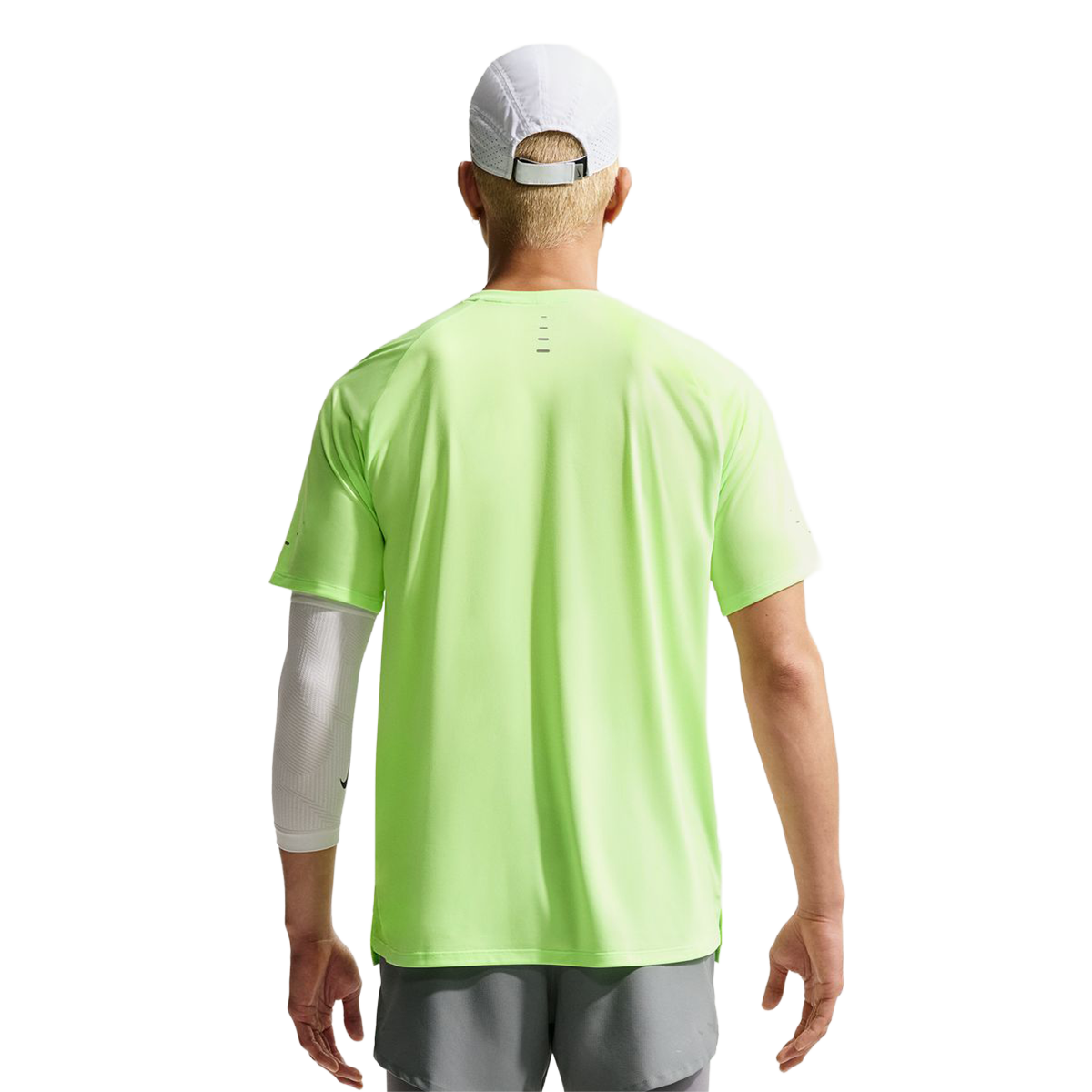 Nike Stride Shortsleeve — University Red - Reflective Silver — Size Small — Alternate View 42