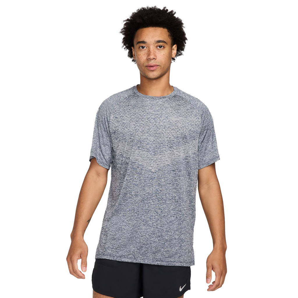 Nike Stride Shortsleeve — University Red - Reflective Silver — Size Small — Alternate View 19