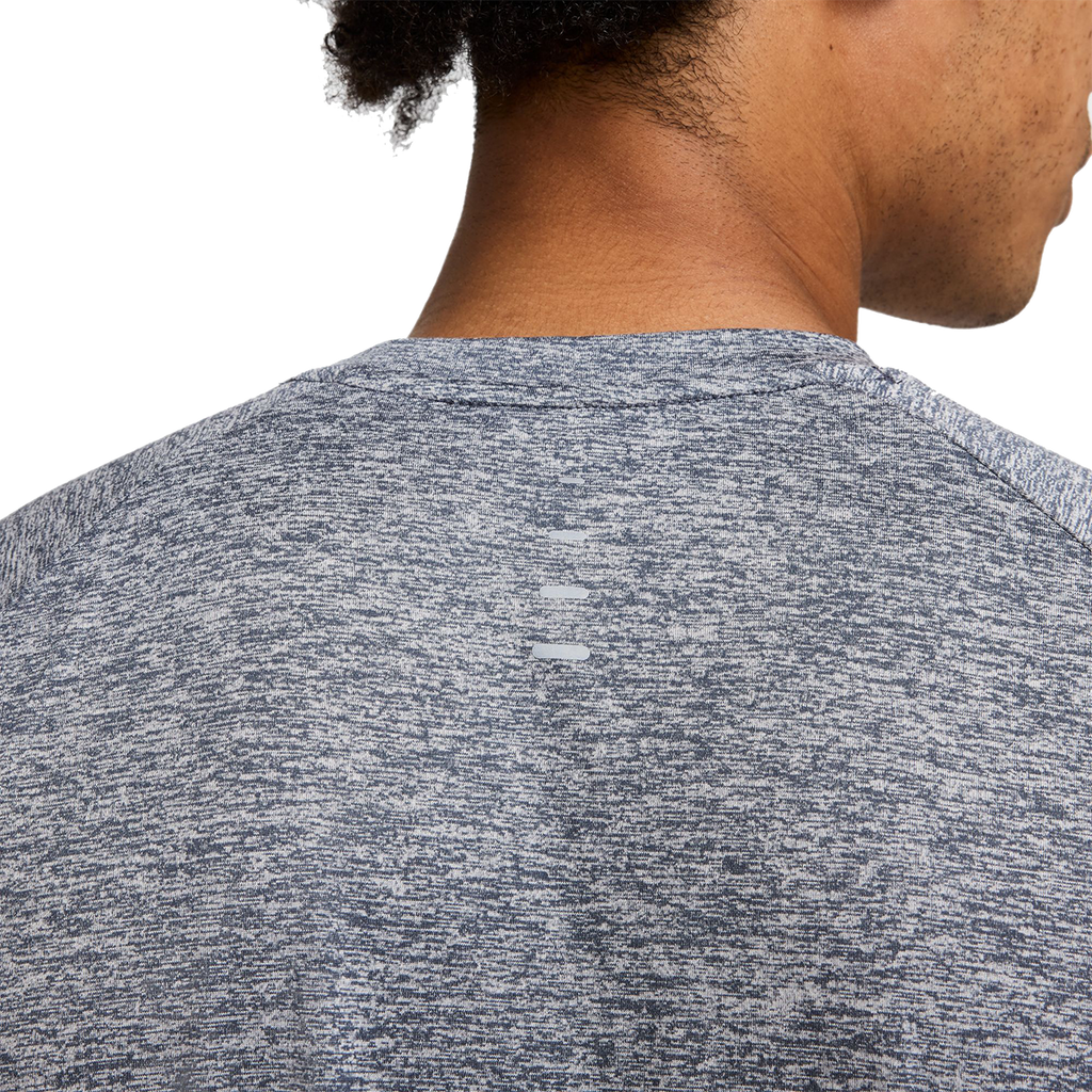 Nike Stride Shortsleeve — University Red - Reflective Silver — Size Small — Alternate View 23