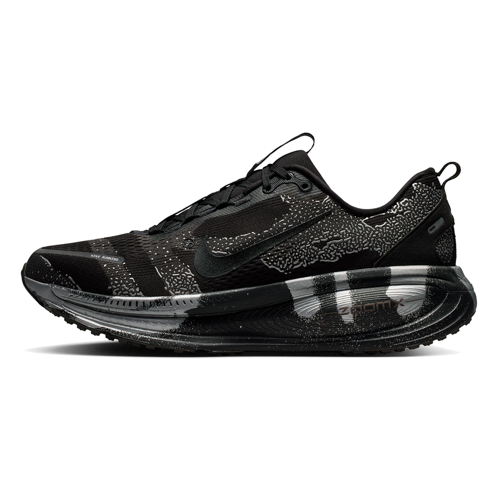 Nike Vomero 18 DSRPT — Iron Grey - Black - Lt Smoke Grey — Size D — Width 8 — Side View